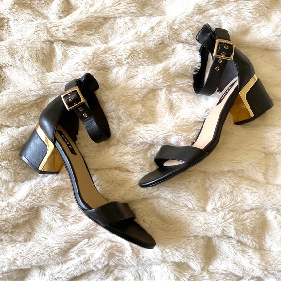 Dkny Shoes - NWOT DKNY Black & Gold Henley Ankle Strap Sandals